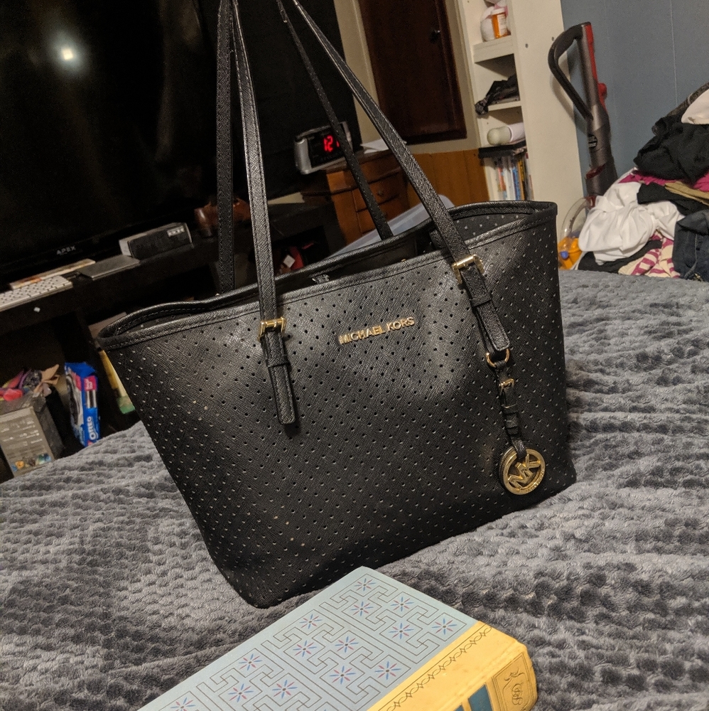 Micheal kors BLK Perforated-Leather Tote